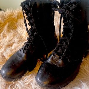 Magnum Tactical Leather Side Zip Lace Up Boots Size 10 Unisex
